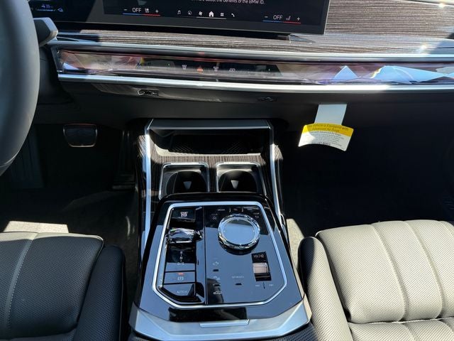 2026 BMW 7 Series 750e xDrive