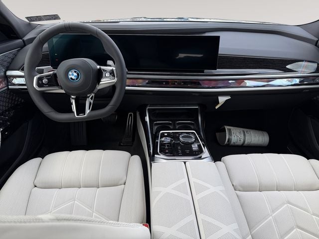 2026 BMW 7 Series 750e xDrive