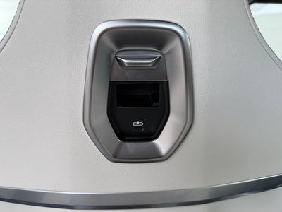 2026 BMW 7 Series 750e xDrive