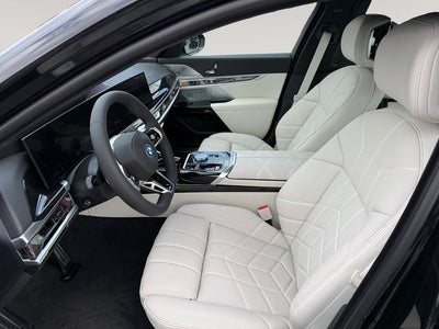 2026 BMW 7 Series 750e xDrive