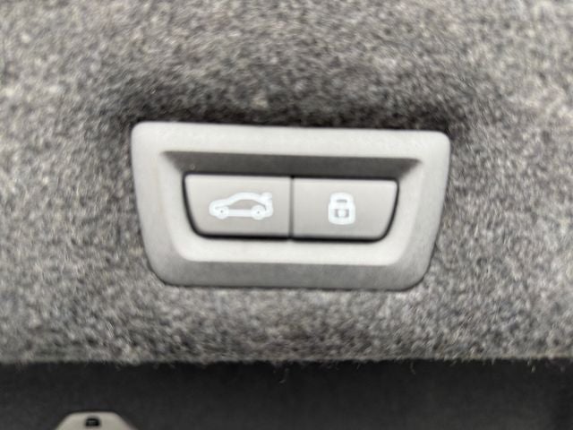 2026 BMW 7 Series 750e xDrive