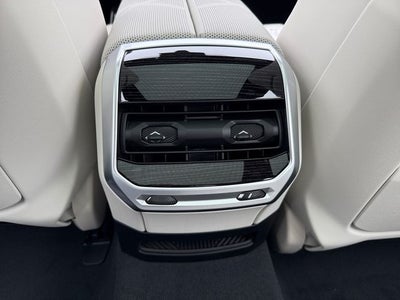 2026 BMW 7 Series 750e xDrive