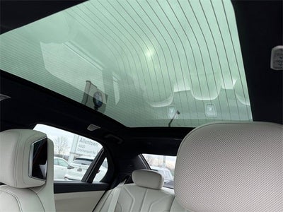 2026 BMW 7 Series 750e xDrive