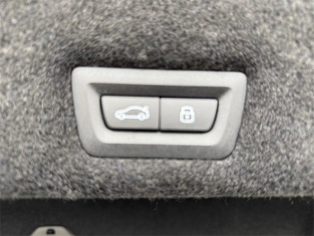 2026 BMW 7 Series 750e xDrive