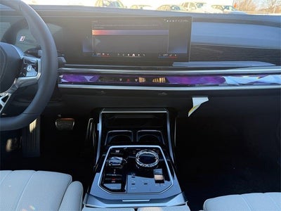 2026 BMW 7 Series 750e xDrive