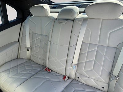 2026 BMW 7 Series 750e xDrive