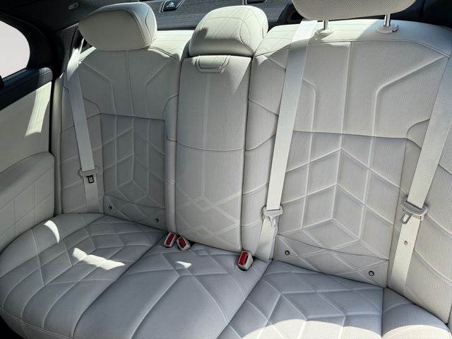 2026 BMW 7 Series 750e xDrive