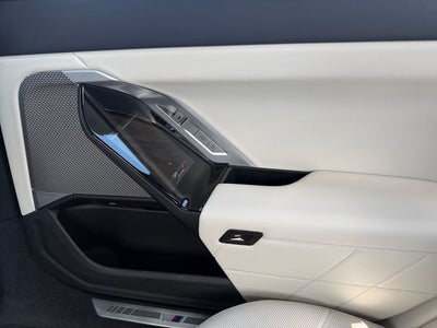 2026 BMW 7 Series 750e xDrive