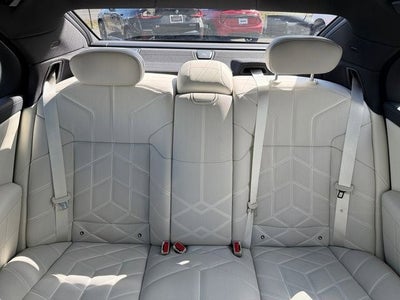 2026 BMW 7 Series 750e xDrive