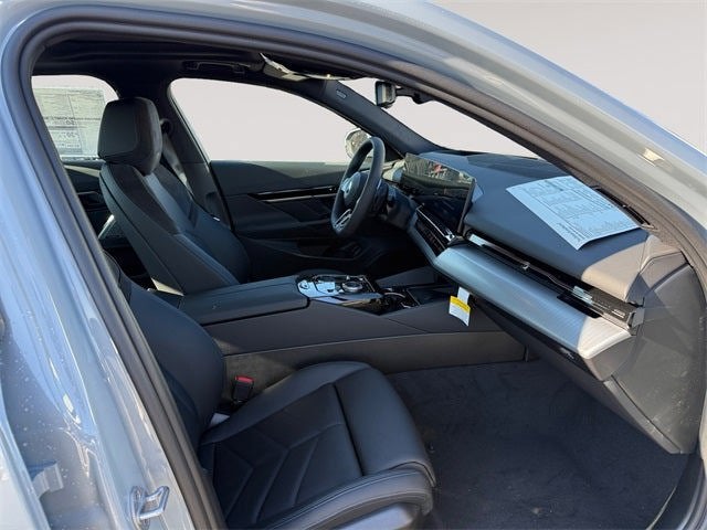 2026 BMW 5 Series 530i xDrive