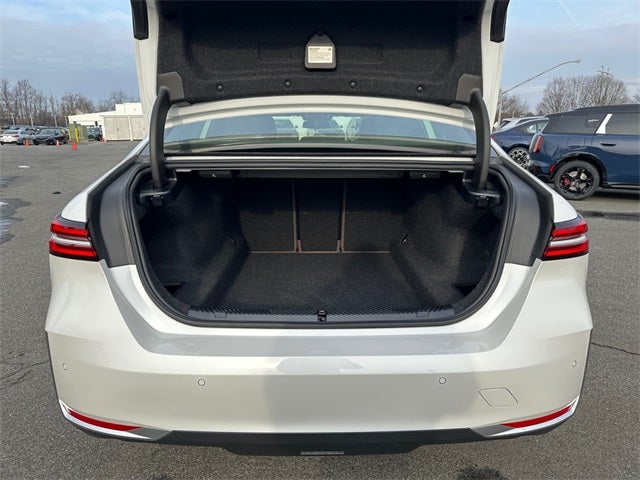 2025 BMW 5 Series 530i xDrive