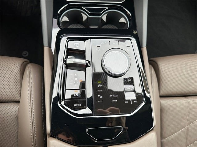 2025 BMW 5 Series 530i xDrive