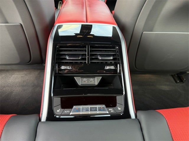 2025 BMW 8 Series 840