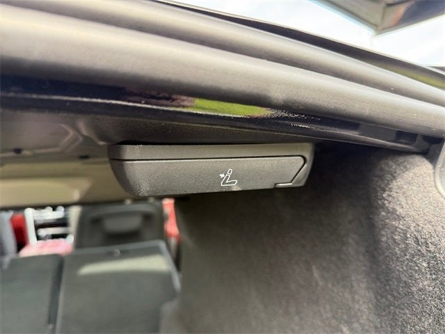 2025 BMW 8 Series 840