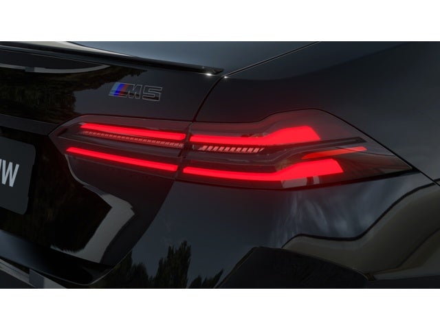 2027 BMW M5 Base