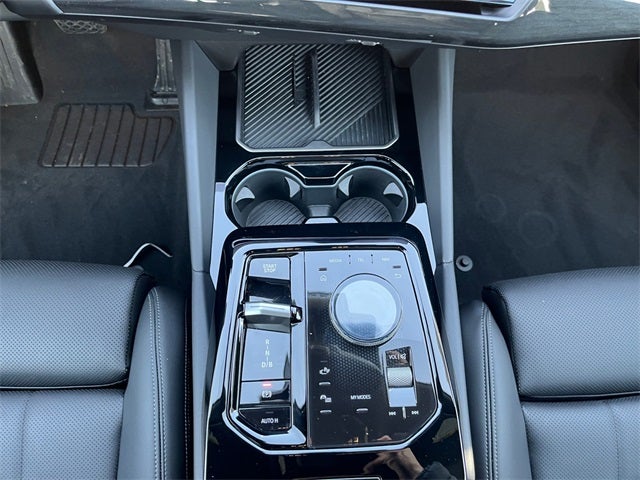 2025 BMW i5 xDrive40
