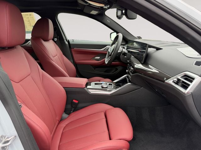 2025 BMW i4 M50