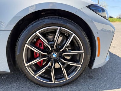 2025 BMW i4 xDrive40