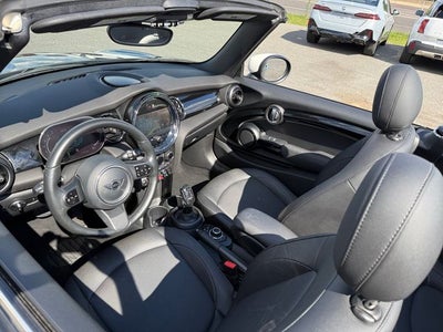 2024 MINI Cooper Signature