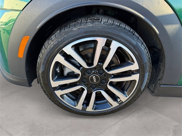 2024 MINI Cooper S Signature