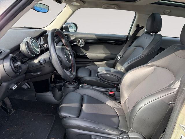 2020 MINI Cooper S Signature