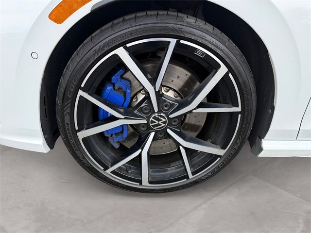 2024 Volkswagen Golf R 2.0T