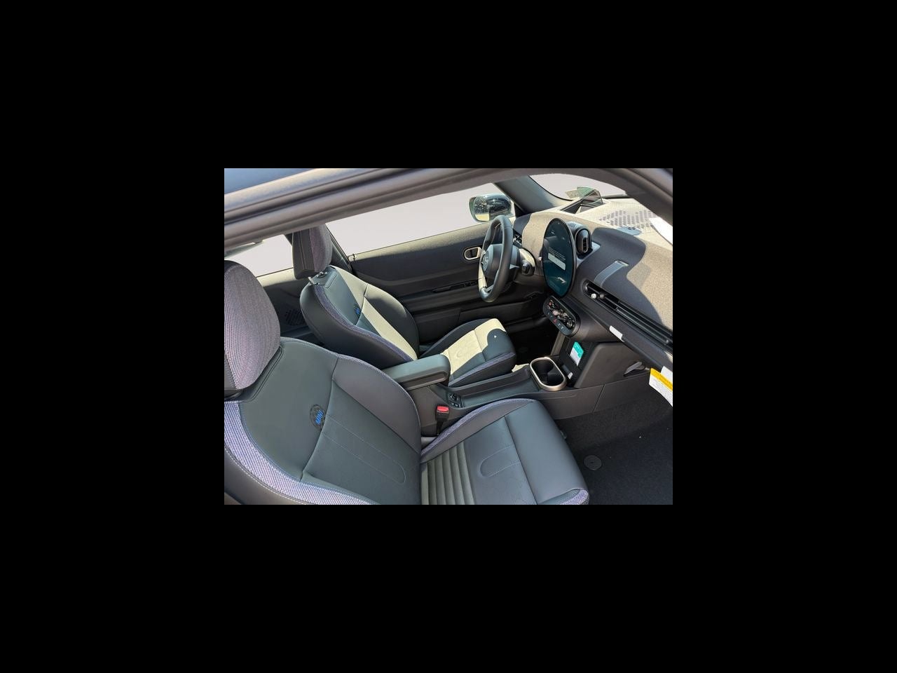2026 MINI 2 DOOR SIGNATURE PLUS