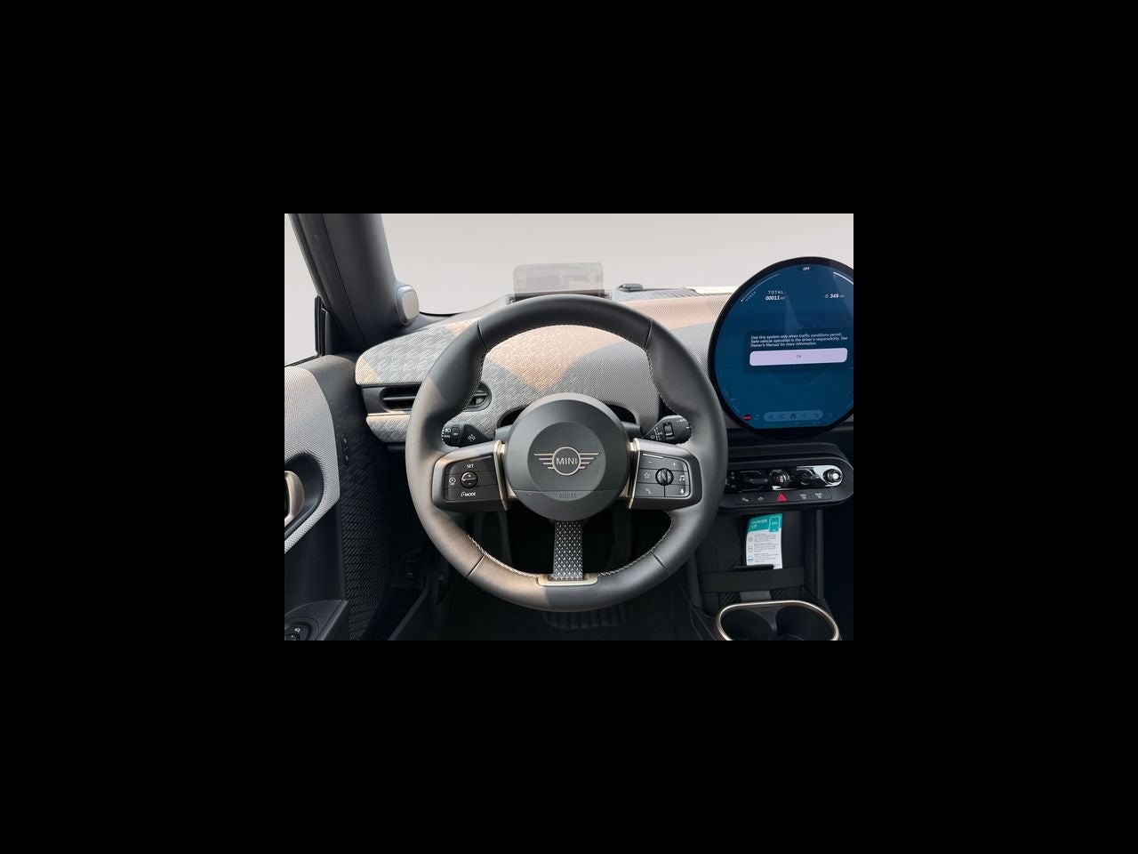 2026 MINI 2 DOOR ICONIC
