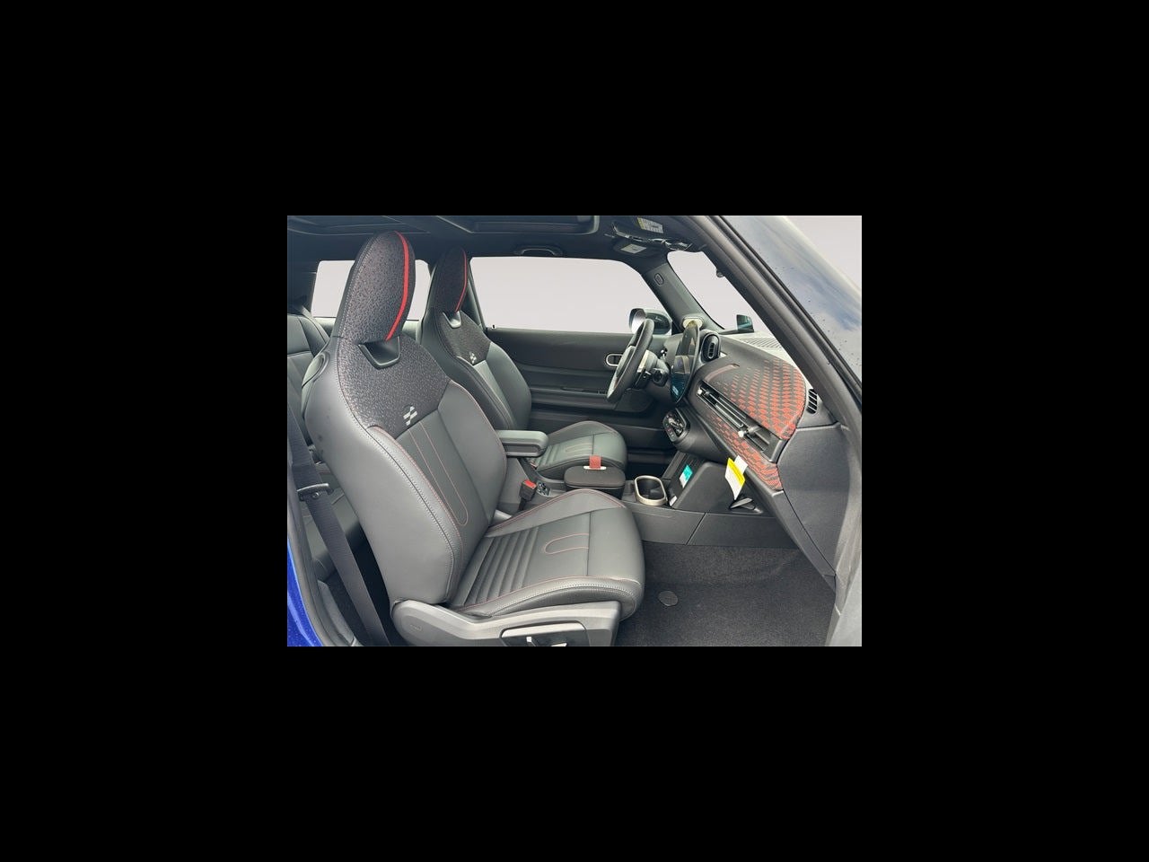 2026 MINI 2 DOOR ICONIC