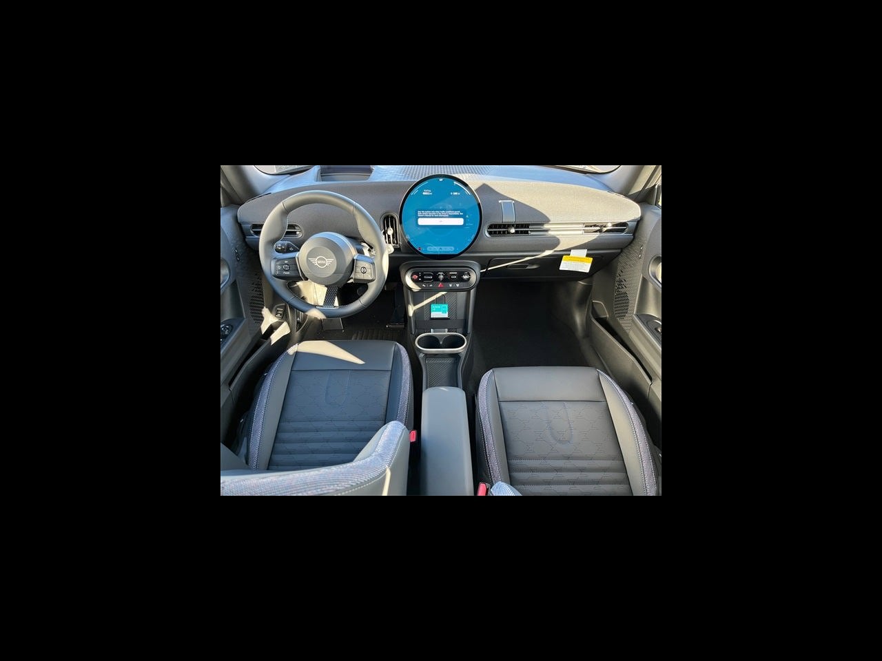 2026 MINI 2 DOOR SIGNATURE PLUS