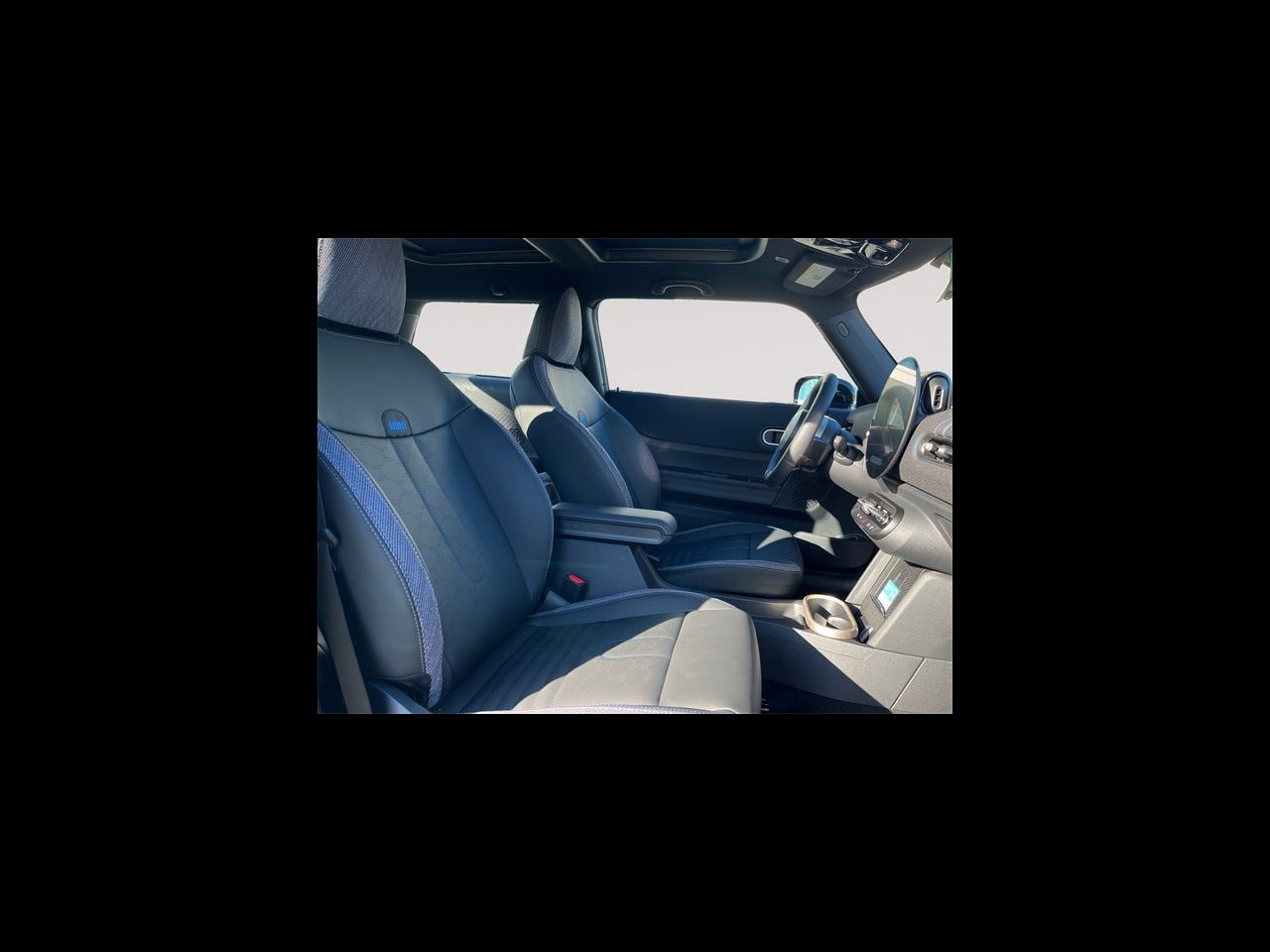 2026 MINI 2 DOOR SIGNATURE PLUS