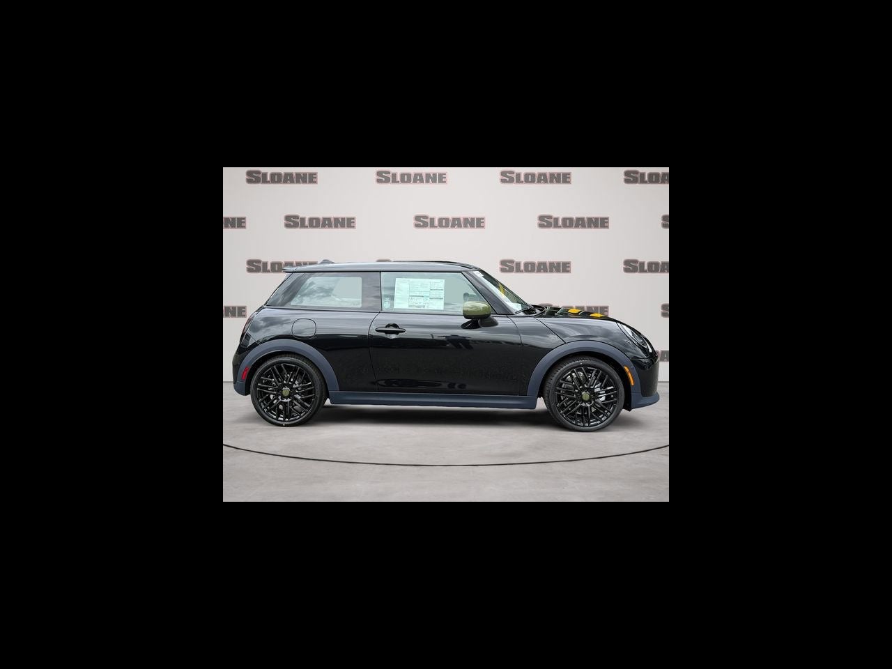 2027 MINI 2 DOOR ICONIC