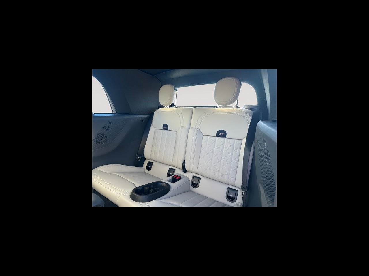 2026 MINI CONVERTIBLE ICONIC