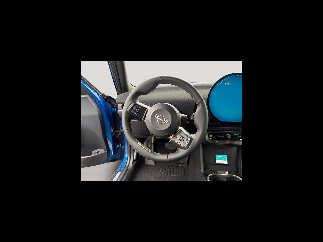 2026 MINI 4 DOOR SIGNATURE PLUS