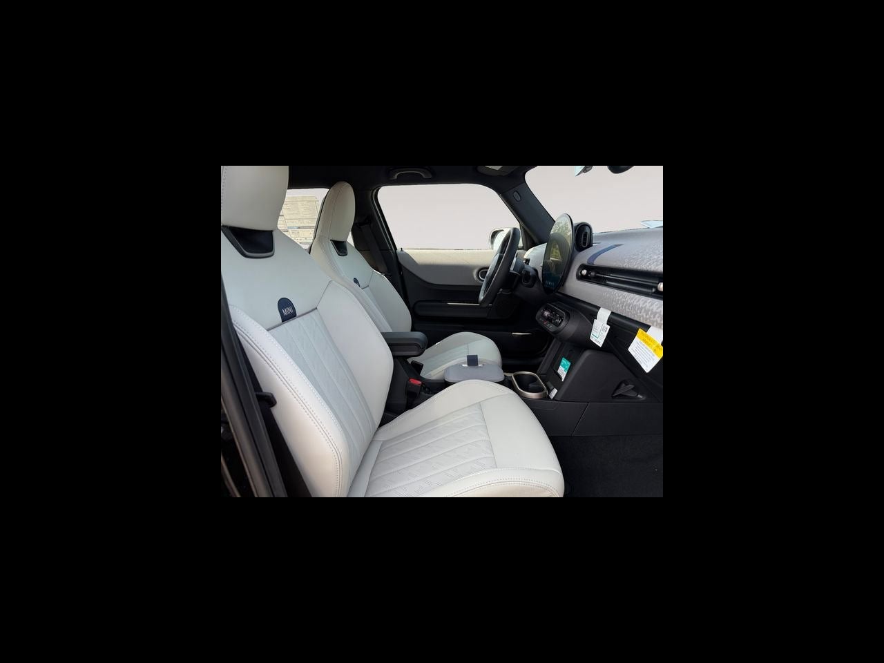2026 MINI 4 DOOR SIGNATURE PLUS