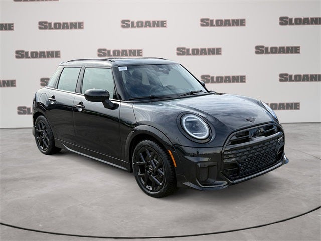 2026 MINI 4 DOOR ICONIC