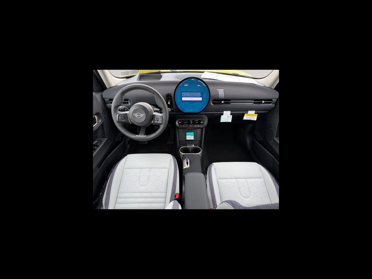 2027 MINI 4 DOOR SIGNATURE PLUS