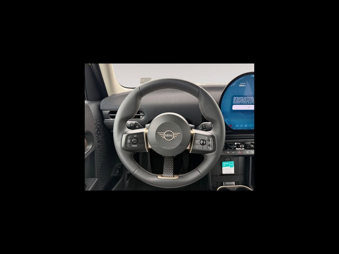 2027 MINI 4 DOOR SIGNATURE PLUS