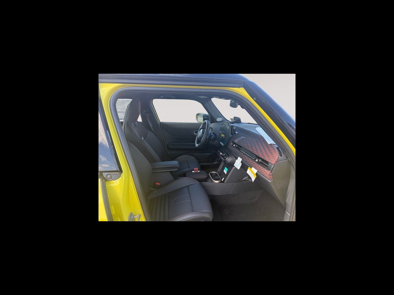 2026 MINI 4 DOOR ICONIC