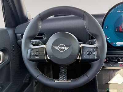 2026 MINI 4 DOOR SIGNATURE PLUS