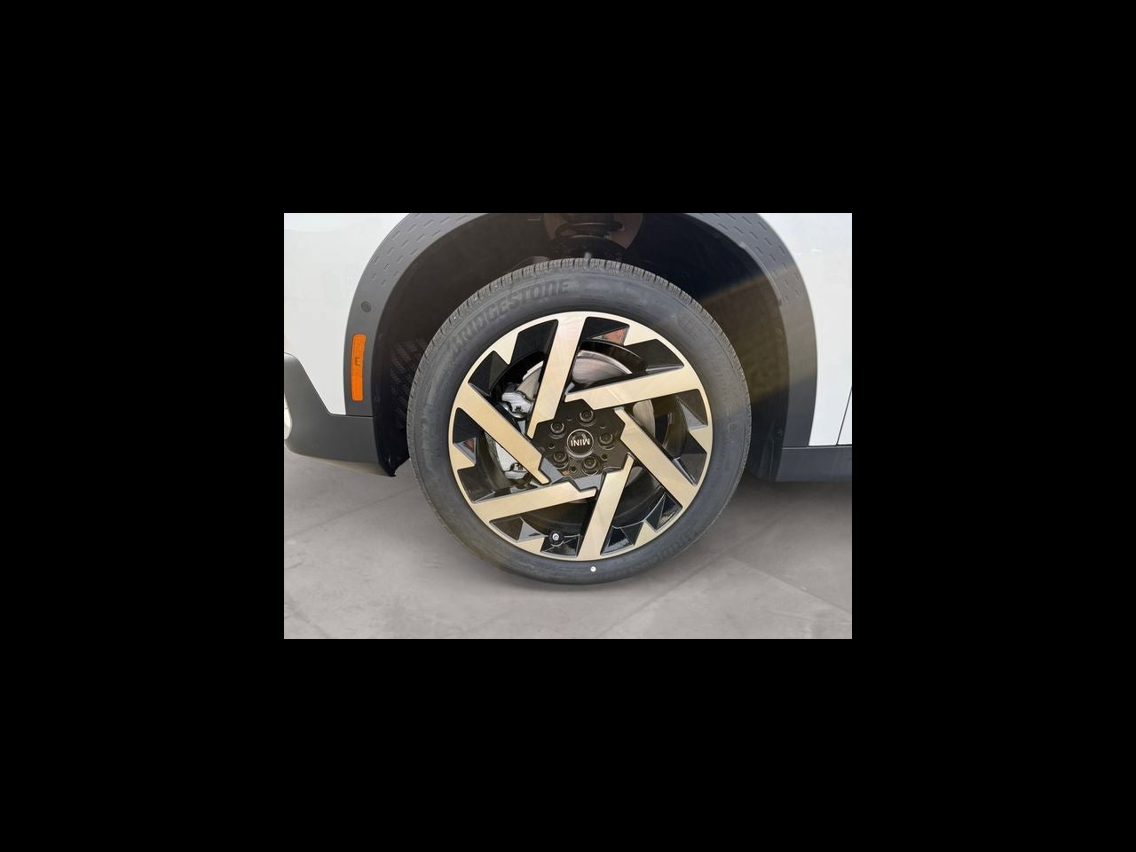 2026 MINI COUNTRYMAN ICONIC