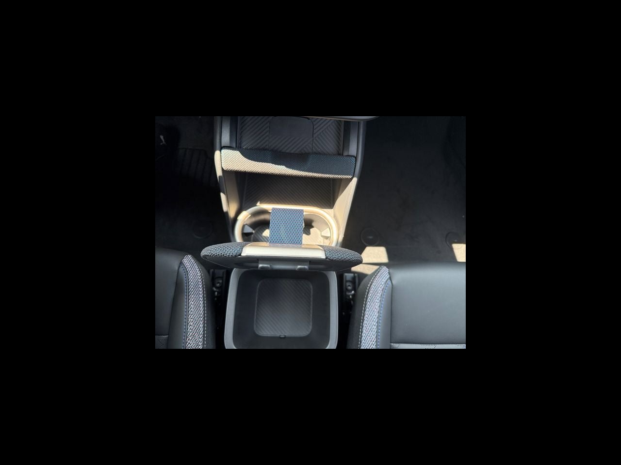 2027 MINI COUNTRYMAN SIGNATURE PLUS