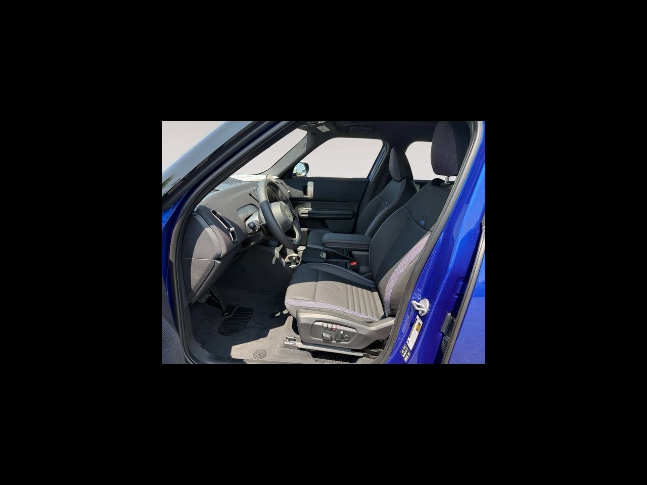 2027 MINI COUNTRYMAN SIGNATURE PLUS