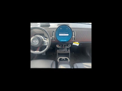 2026 MINI COUNTRYMAN ICONIC