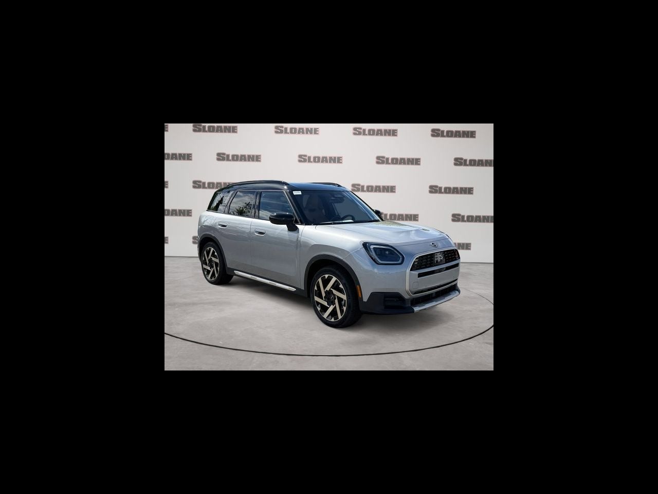 2027 MINI COUNTRYMAN ICONIC