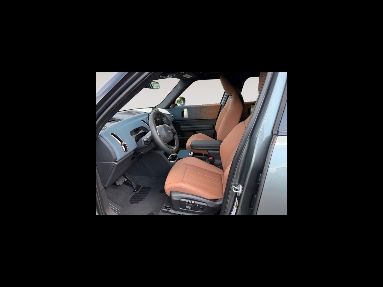 2027 MINI COUNTRYMAN ICONIC