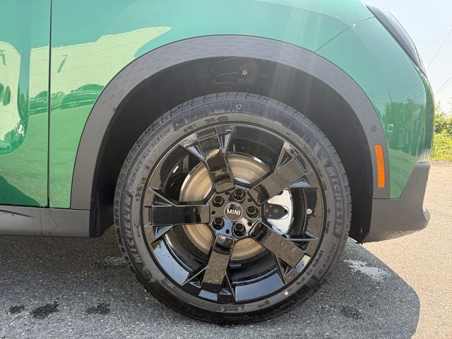 2027 MINI COUNTRYMAN SIGNATURE PLUS