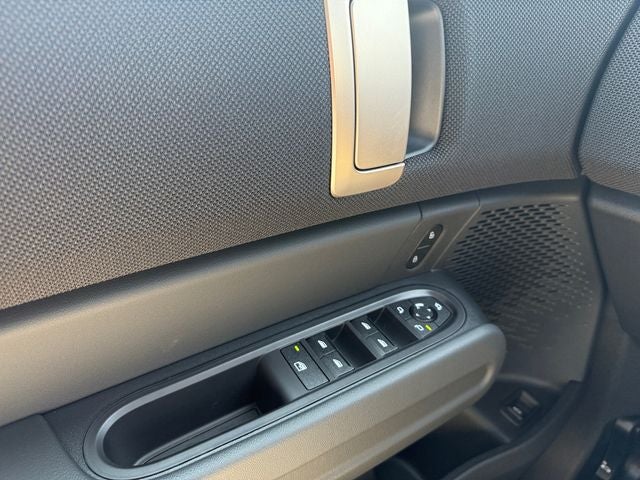 2027 MINI COUNTRYMAN SIGNATURE PLUS