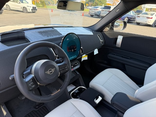2027 MINI COUNTRYMAN ICONIC