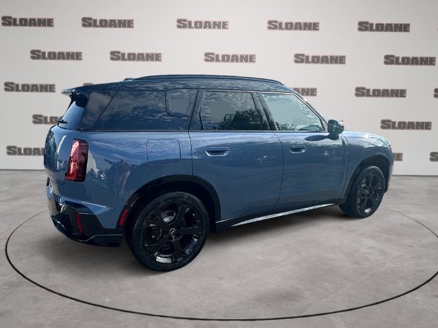 2027 MINI COUNTRYMAN ICONIC